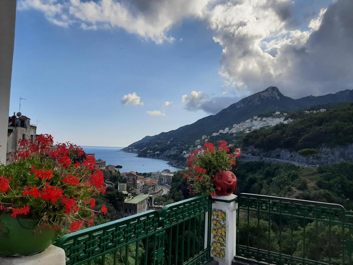 Casa Vacanza Le Tre Sorelle Vietri Екстериор снимка